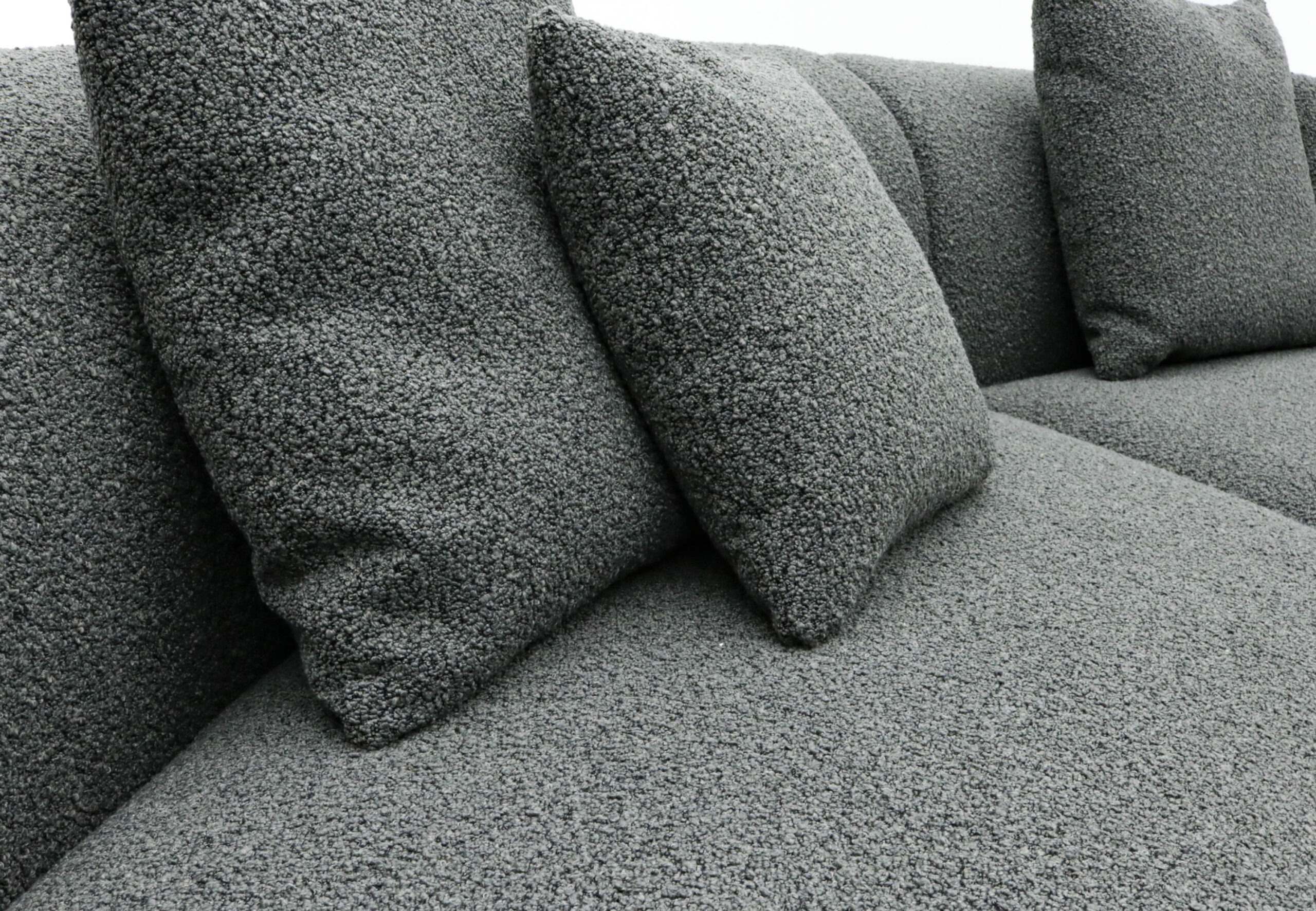 "Boucle" kaareva suuri sohva
